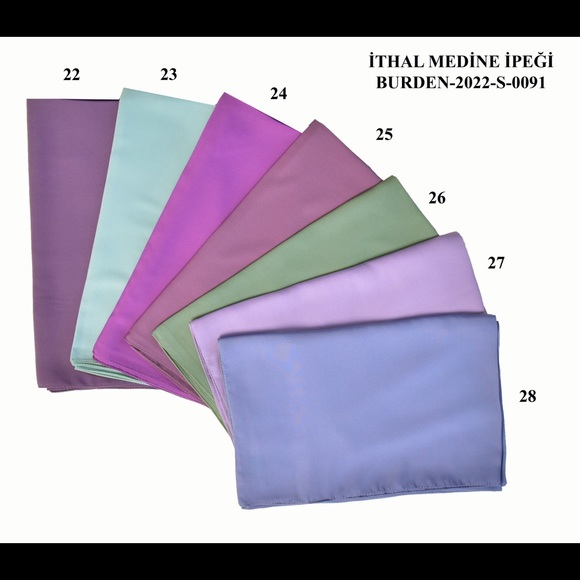 Scarfs - Picture 8 of 16